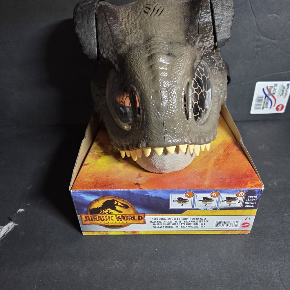 Jurassic World Diminion T-Rex Chomp 'N Roar Mask W/ Sounds. Brand New. - Picture 2 of 8